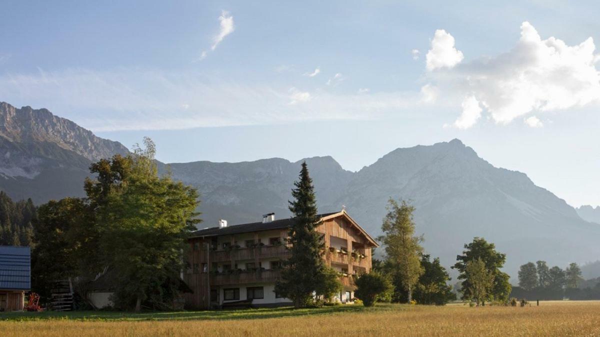 Bauernhof Lindenhof Bed & Breakfast Scheffau am Wilden Kaiser Exterior photo